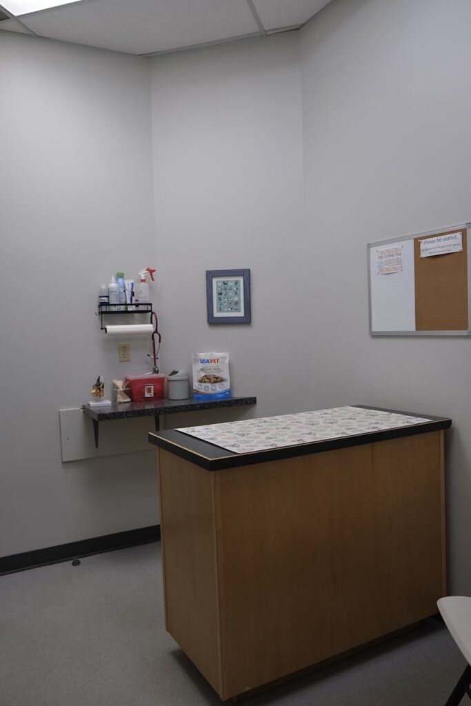 Interior River Heights Animal Hospital 6