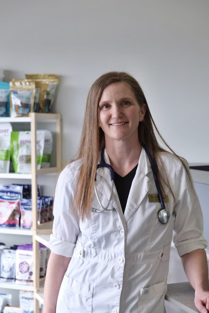 Team Ashley Begg Veterinarian River Heights Animal Hospital 2